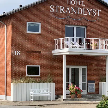 Strandlyst Hotel 3*